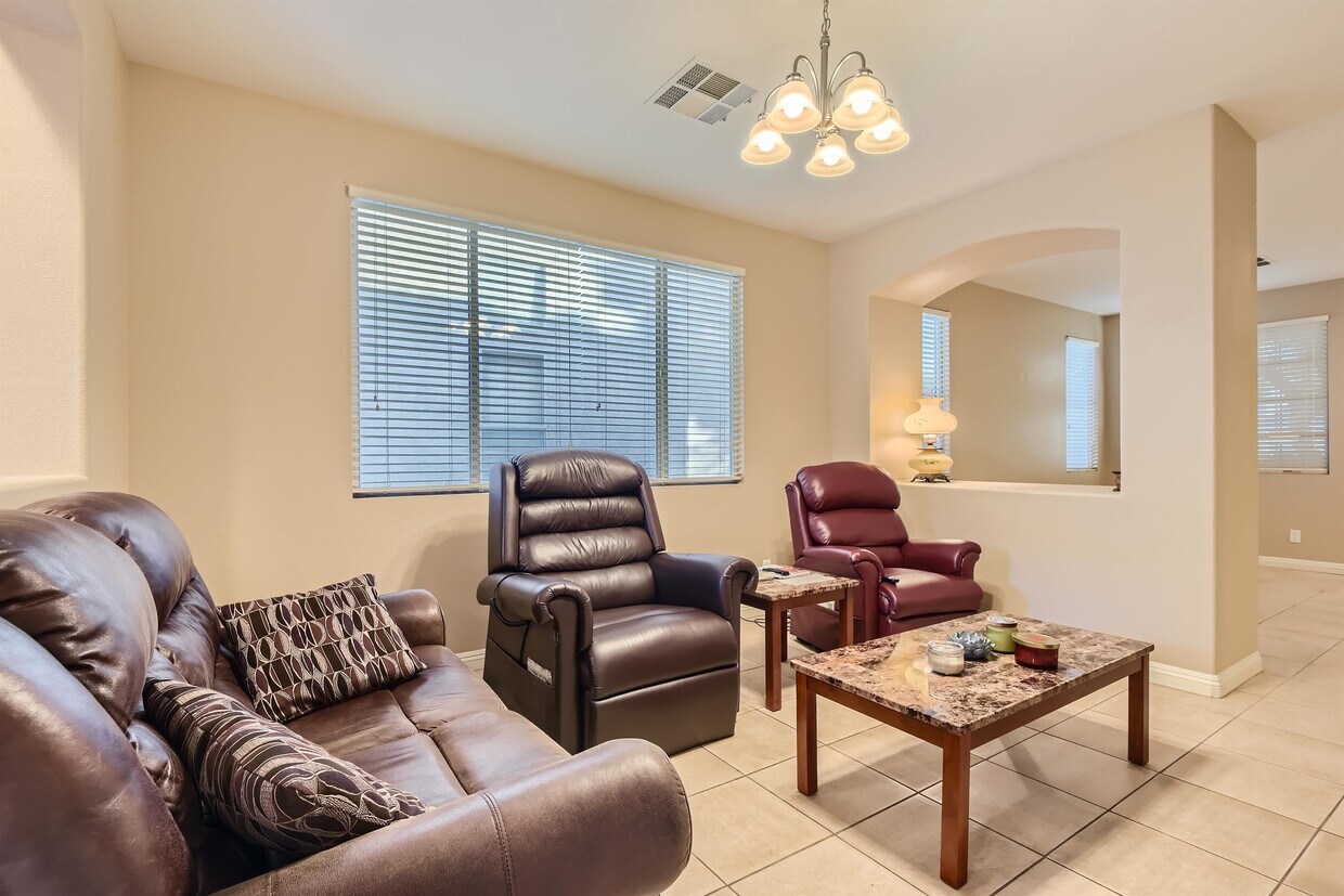 Foto del edificio - 5305 W Cheyenne Ave