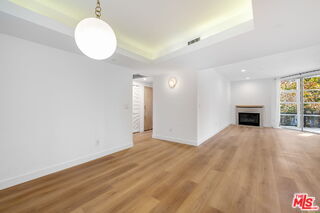 Foto del edificio - 171 N Church Ln