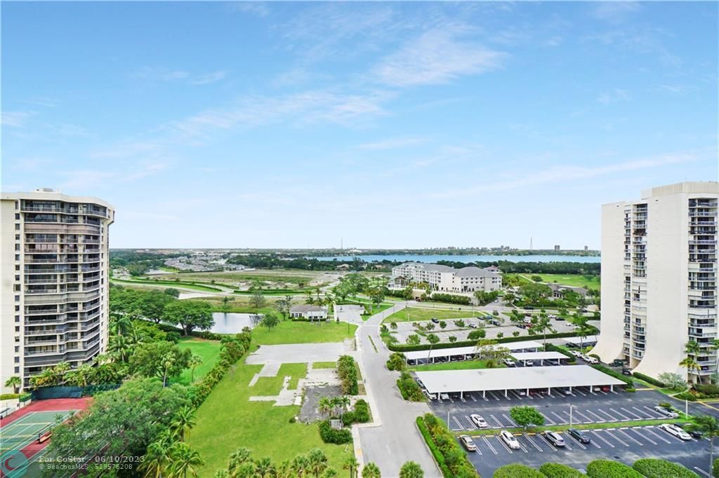 2425 Presidential Way Unit 1602, West Palm Beach, FL 33401 Condo for