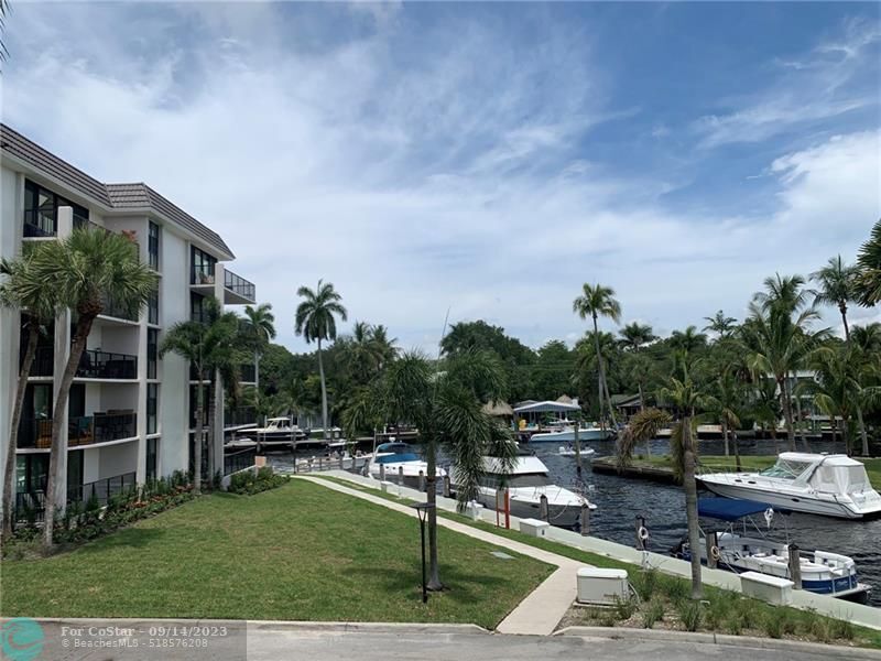 1301 River Reach Dr Unit 208, Fort Lauderdale, FL 33315 Condo for