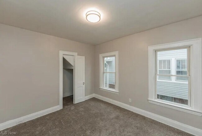 Foto del edificio - 3318 W 94th St