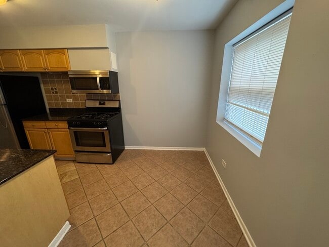 Foto del edificio - 3057 N Narragansett Ave