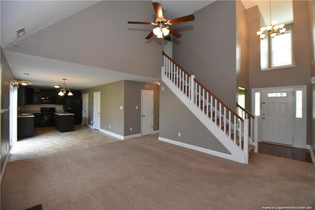Building Photo - 131 S Prince Henry Way