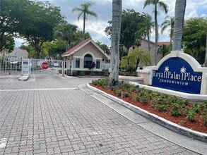 Building Photo - 10650 SW 157th Ct