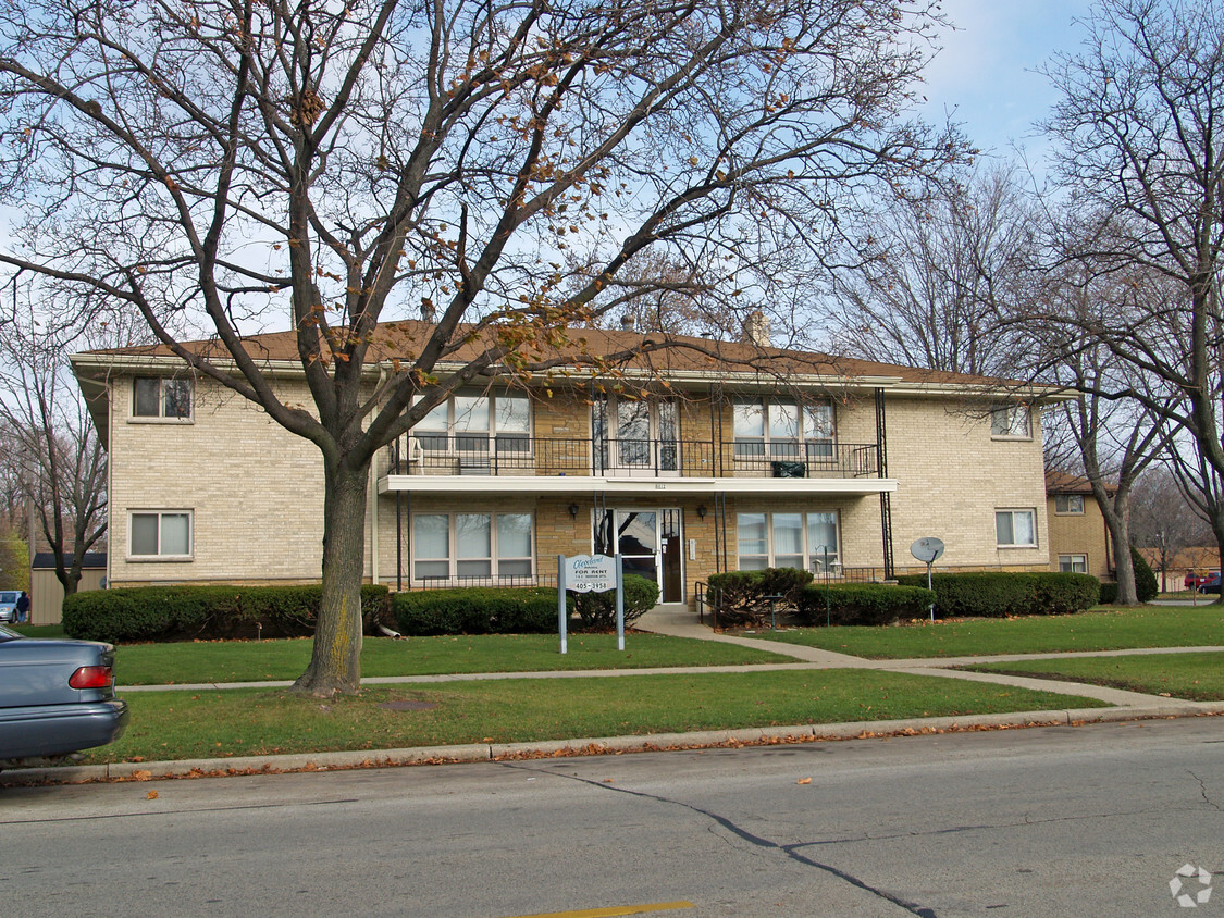 Foto principal - 6012 W Cleveland Ave