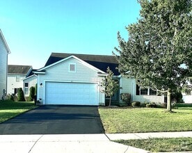 Building Photo - 211 Cherrytree Ln