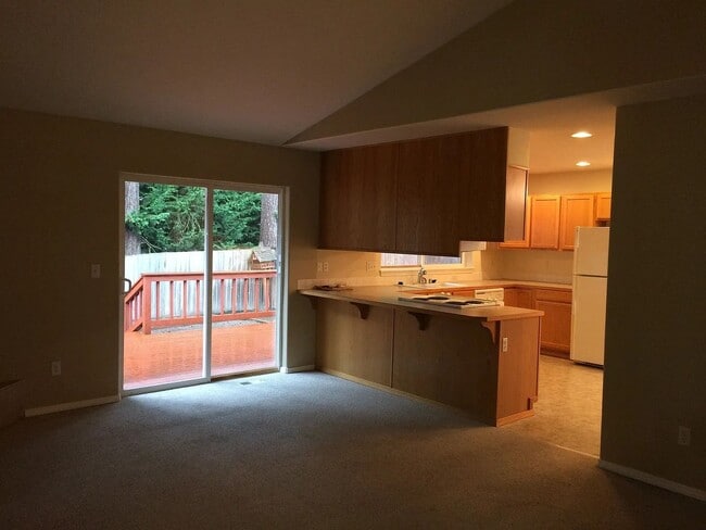 Foto del edificio - Charming 3-bedroom, 2-bathroom home in Aub...