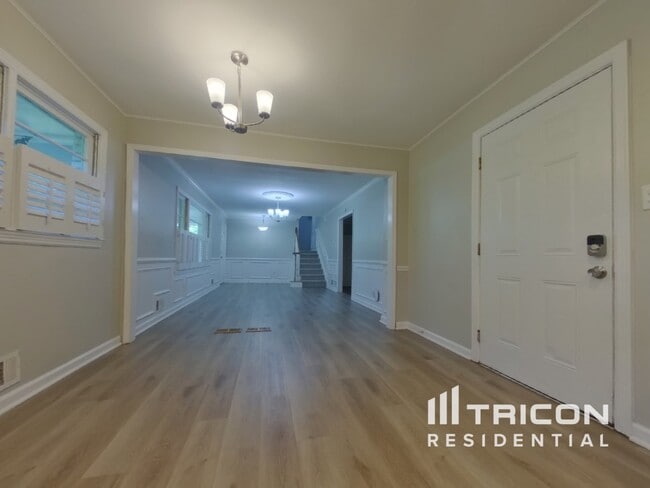 Building Photo - 4142 Pine Valley Dr
