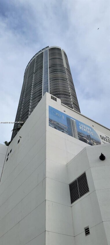 Foto principal - 1750 N Bayshore Dr