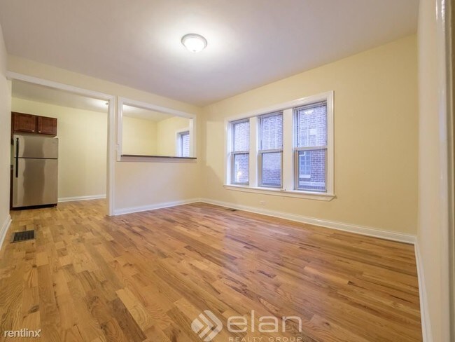 Building Photo - 1 br, 1 bath  - 628.5 W BARRY Apt 2N Unit 2N