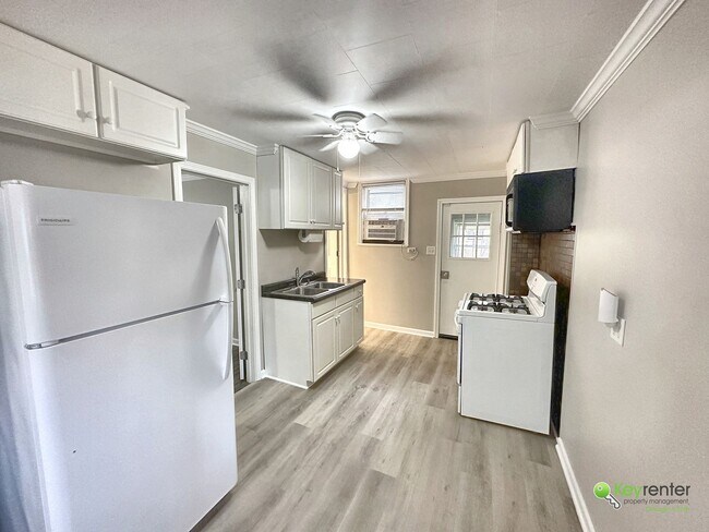 Foto del edificio - 10720 S Whipple St