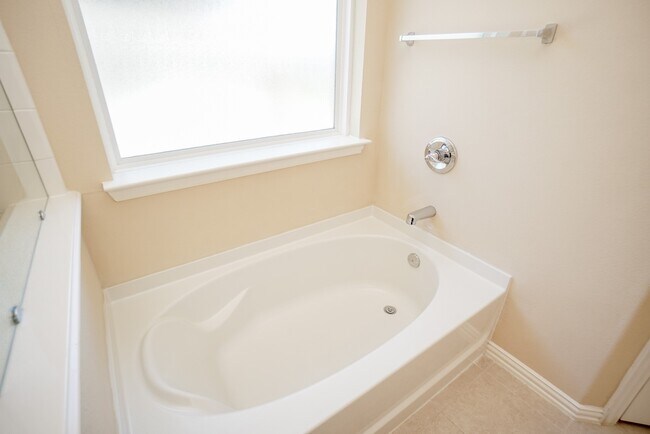 Building Photo - 26519 Grey Sparrow Dr