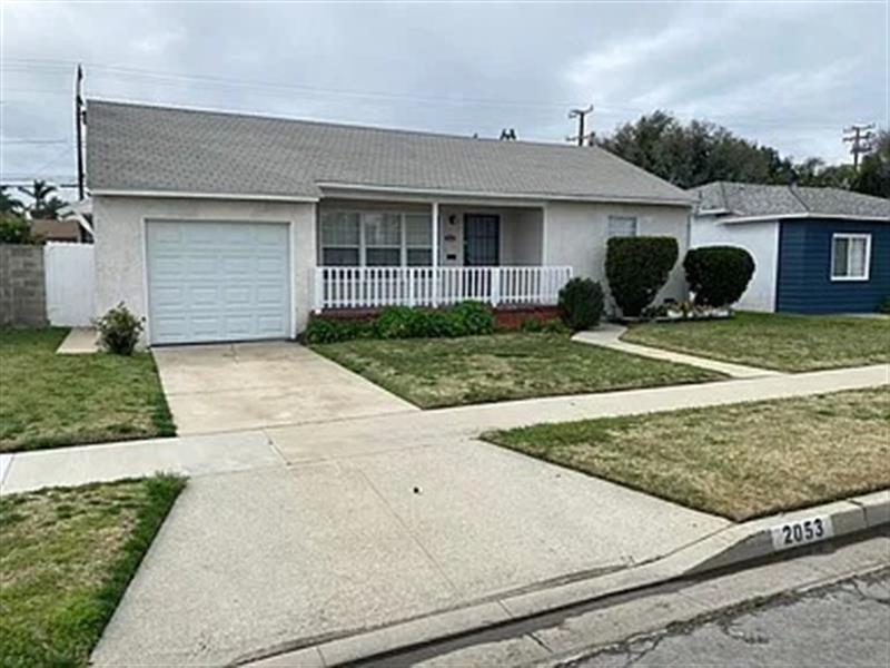 charming 2 bedroom House Rental in Long Beach, CA