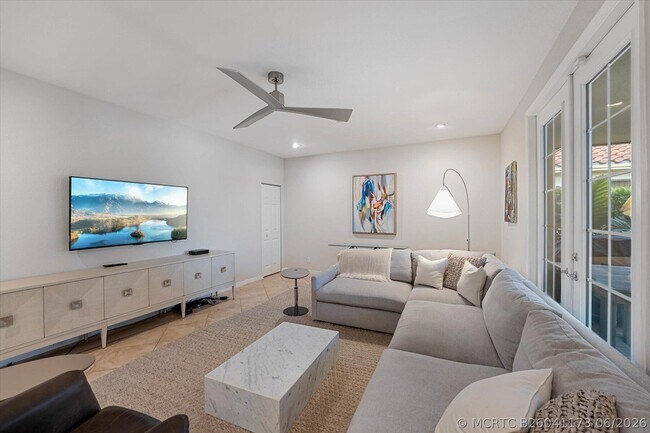 Foto del edificio - 10731 Ivanhoe Ln