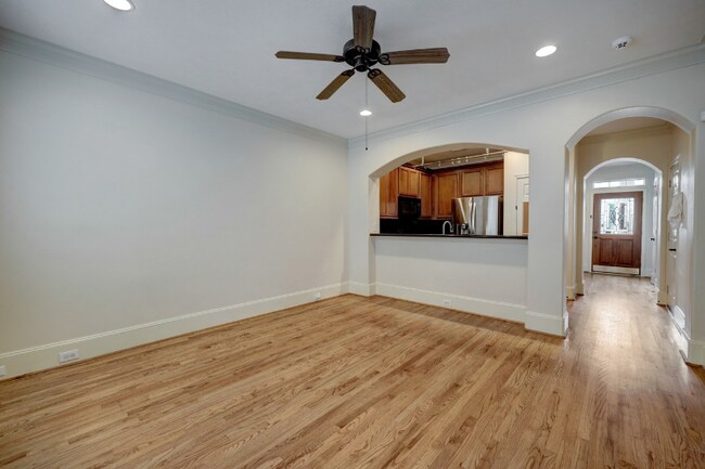 Foto del edificio - 1749 Aden Dr