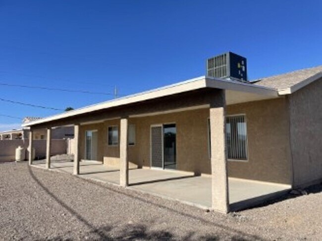 Foto del edificio - PENDING APPROVED APPLICATION!!!-No longer available