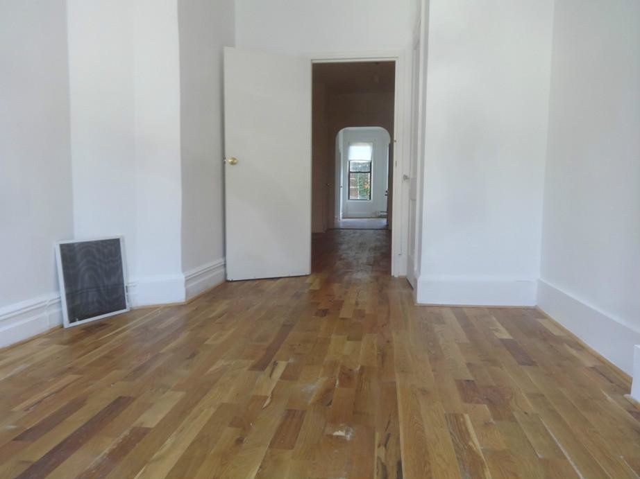 Primary Photo - 1277 Nostrand Ave
