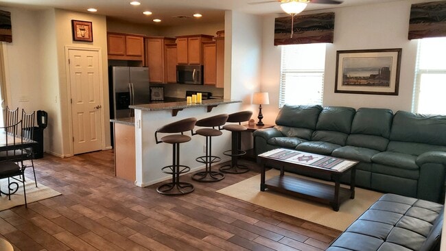 Foto del edificio - Fully Furnished/Unfurnished/Short Term/Long Term/ Vacation Rental Options