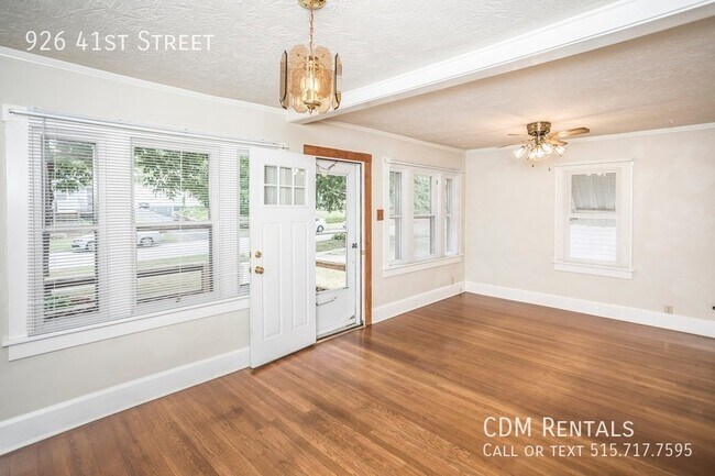 Building Photo - Ideally Located Ranch Home!