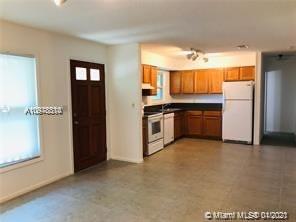 Foto del edificio - 313 Lewis Ln