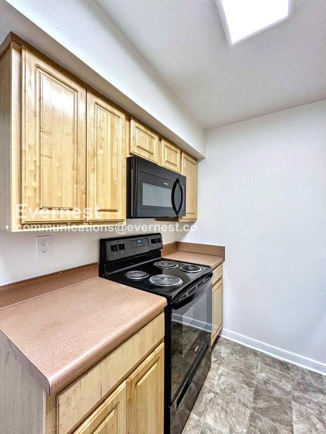 Foto del edificio - 3530 E Richmond Rd