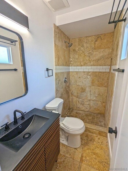Foto del edificio - 832 10th St