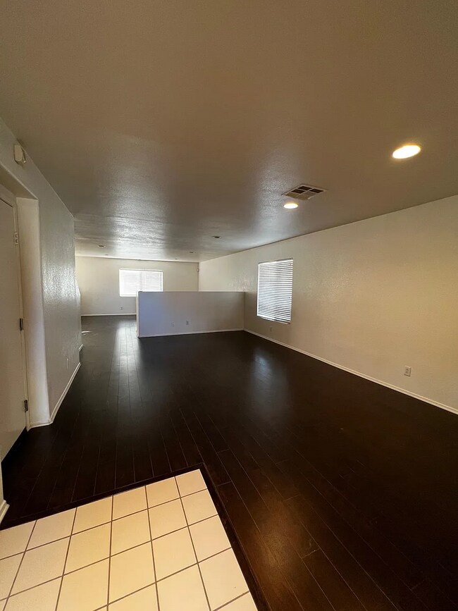 Foto del edificio - 45117 Palm Ln