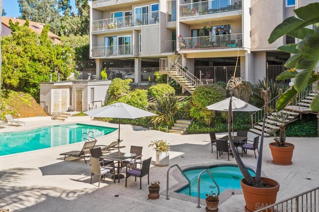 Building Photo - 2100 Costa Del Mar Rd