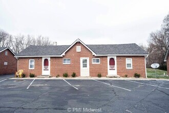 Building Photo - 2142 W US Hwy 40