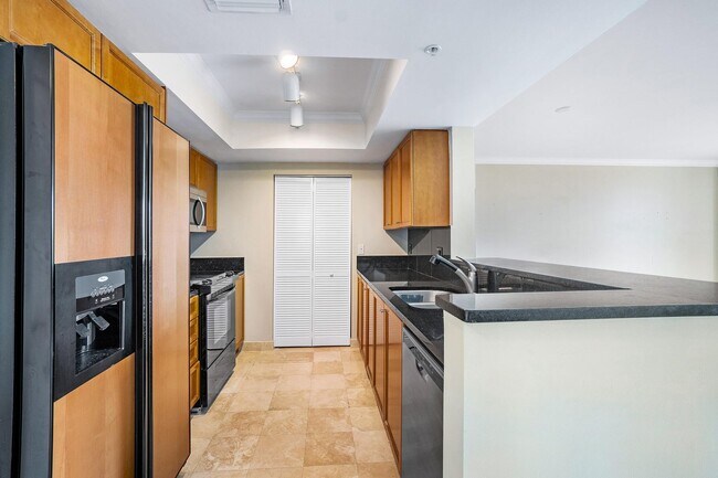 Kitchen - 99 SE Mizner Blvd