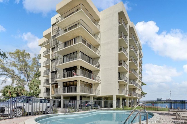 Building Photo - 7751 NE Bayshore Ct