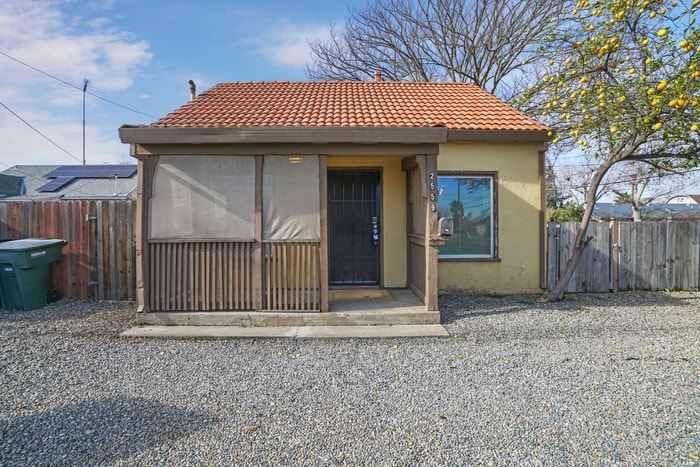 1 Bed 1 Bath | Del Paso Heights area of Sacramento - 1 Bed 1 Bath | Del Paso Heights area of Sacramento