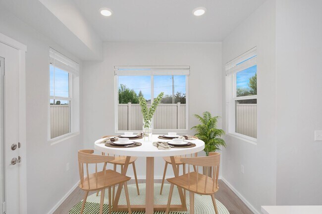 Foto del edificio - 2 Bedroom Apartments in Caldwell With Styl...