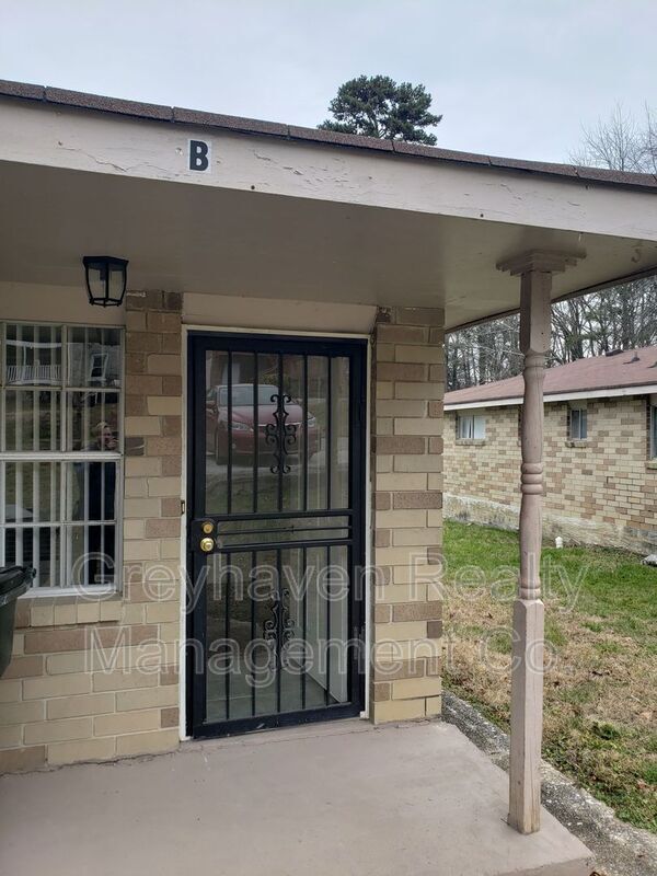 Foto principal - 6201 Talladega Ave