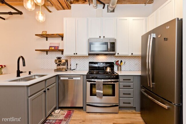 Foto del edificio - 108 N Aberdeen St