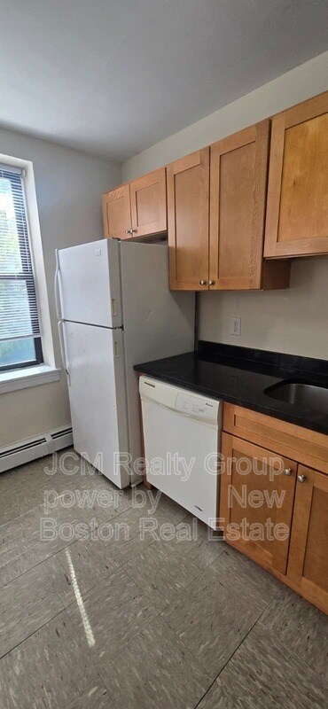 Building Photo - 9 Victory Rd