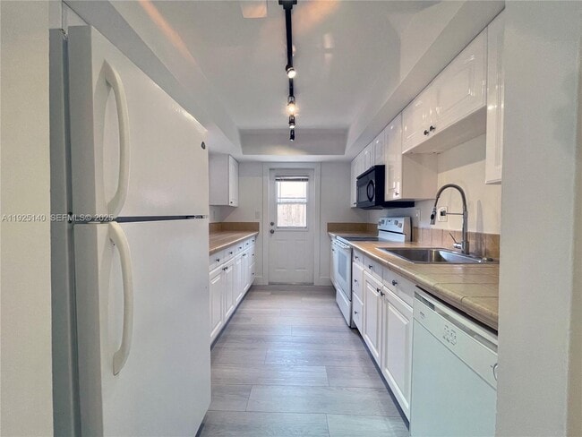 Foto del edificio - 2230 Spanish Trail