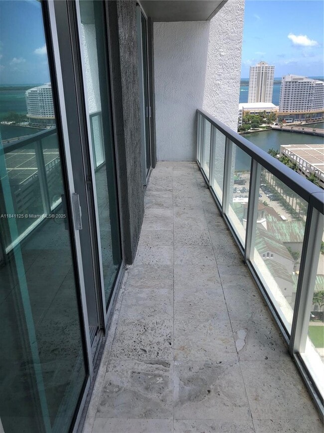 Building Photo - 500 Brickell Ave