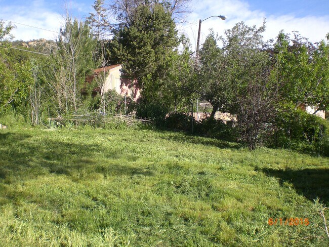 Building Photo - 1615 Nevada Ave