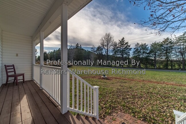 Building Photo - 3448 Willow Brook Rd