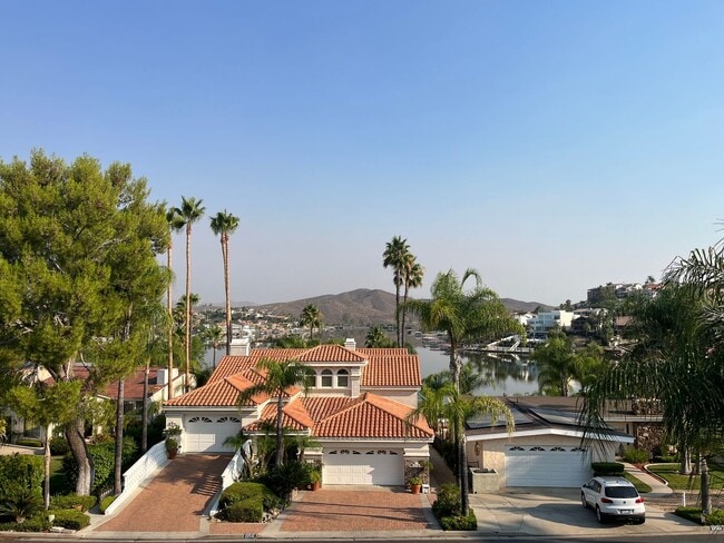 Building Photo - 22547 Cascade Dr