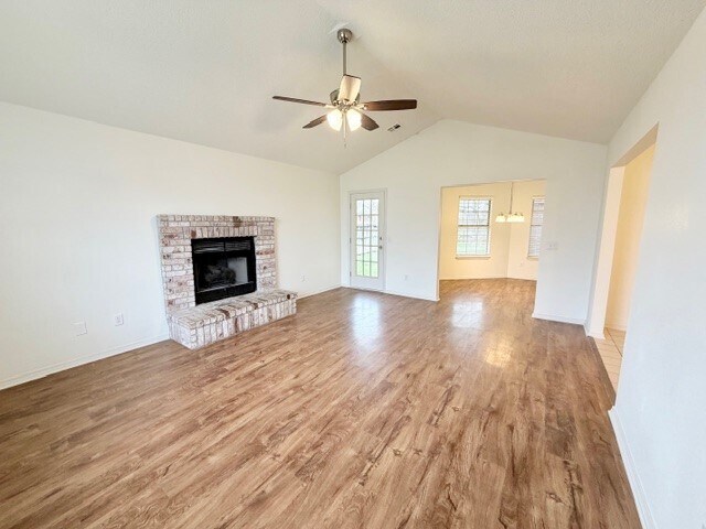 Building Photo - 570 Terry Ave