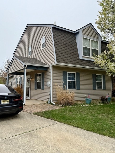 Primary Photo - 26 Fostertown Ln