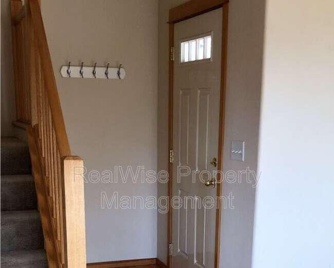 9 Logan Way, Talent, OR 97540 Townhome Rentals in Talent OR