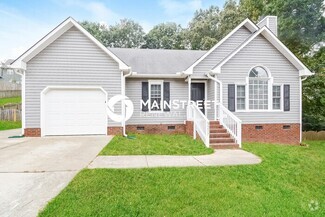 Building Photo - 3217 Peachford Ln