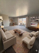 Interior Photo - Lake Forest Apartment Homes