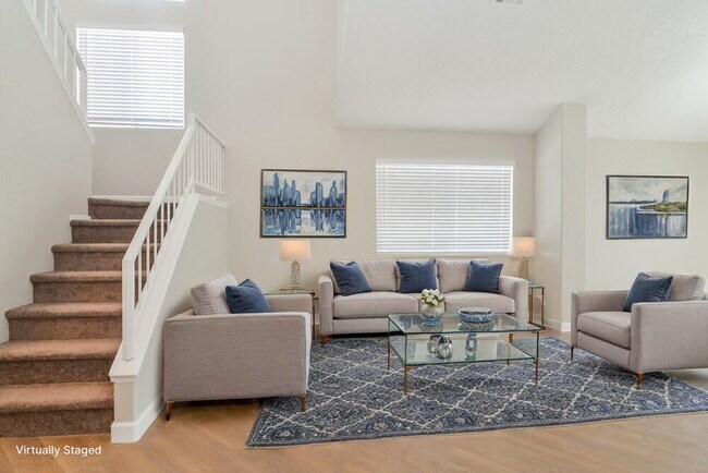 Foto del edificio - 270 Westwind Rd