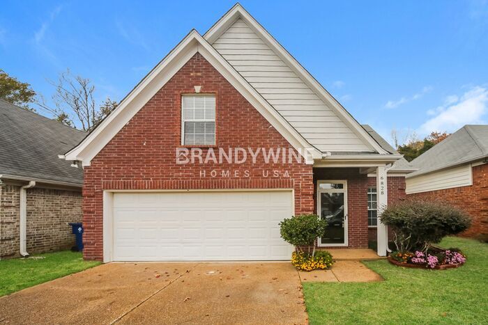 Primary Photo - Beautiful 3BR with Car Garage! Opportunity...