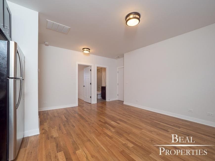 Building Photo - 0 bedroom in CHICAGO IL 60625