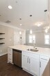 Foto principal - 2187 Half Moon Pl NE